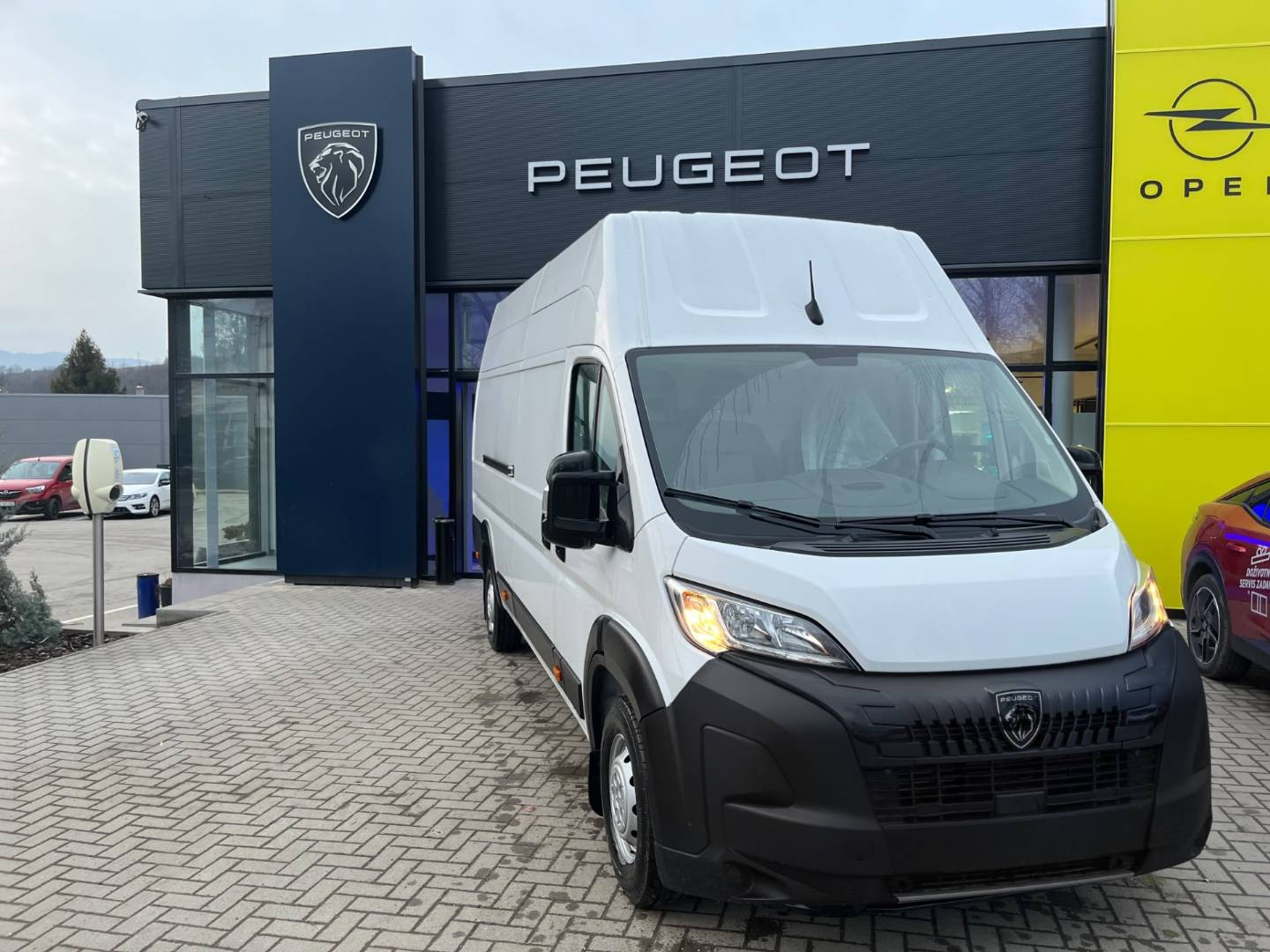 Peugeot Boxer 2.2 BlueHDi 435 L4 DK