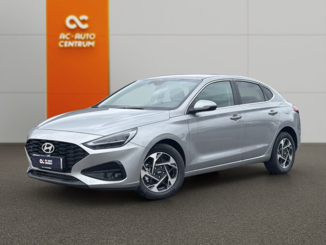 Hyundai i30 1.4 T-GDi Family 7DCT