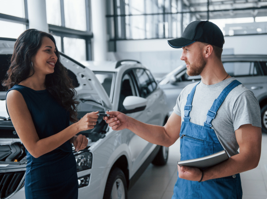 Fullservis - Nahlásenie škody, obhliadka a čistenie auta ako štandard