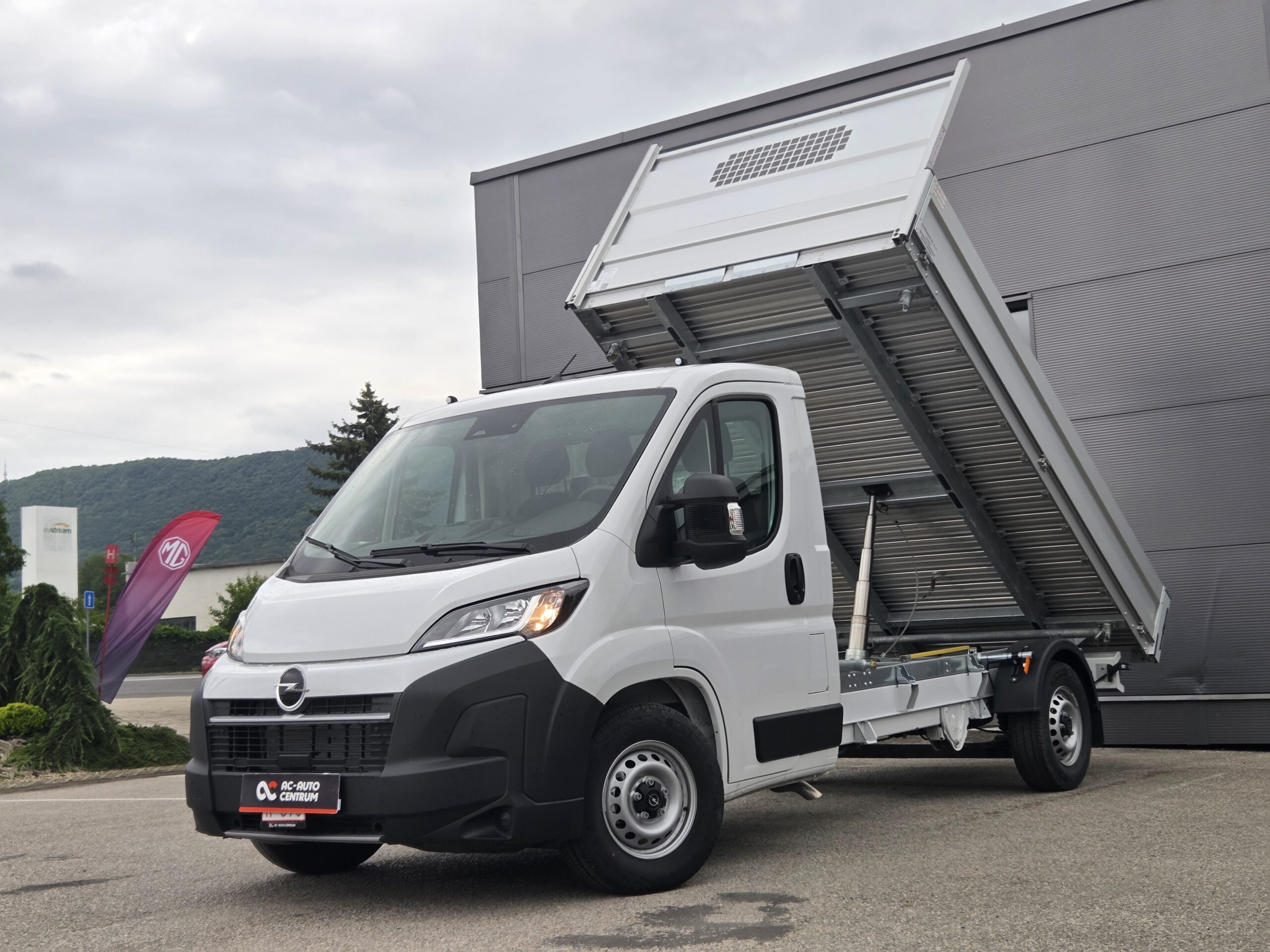 Opel Movano L2S 2.2 CDTi 180 MT6  3str. sklápač