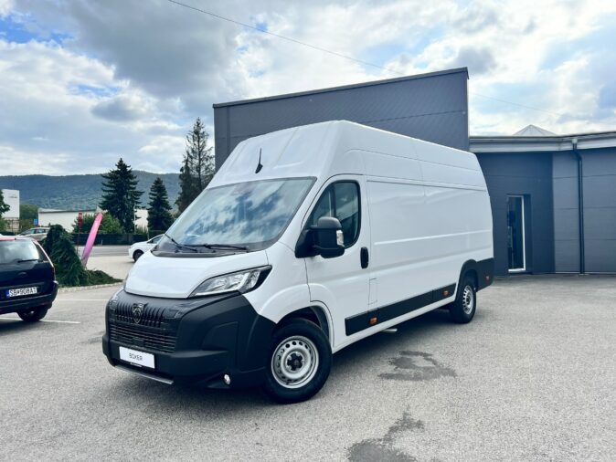 Peugeot Boxer Furgon 435 L4H3 2.2 BlueHDi 180 €6.4 MT6