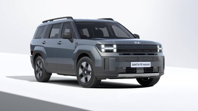 Hyundai Santa Fe SF 7S PHEV 6AT 4X4 PREMIUM DSZ
